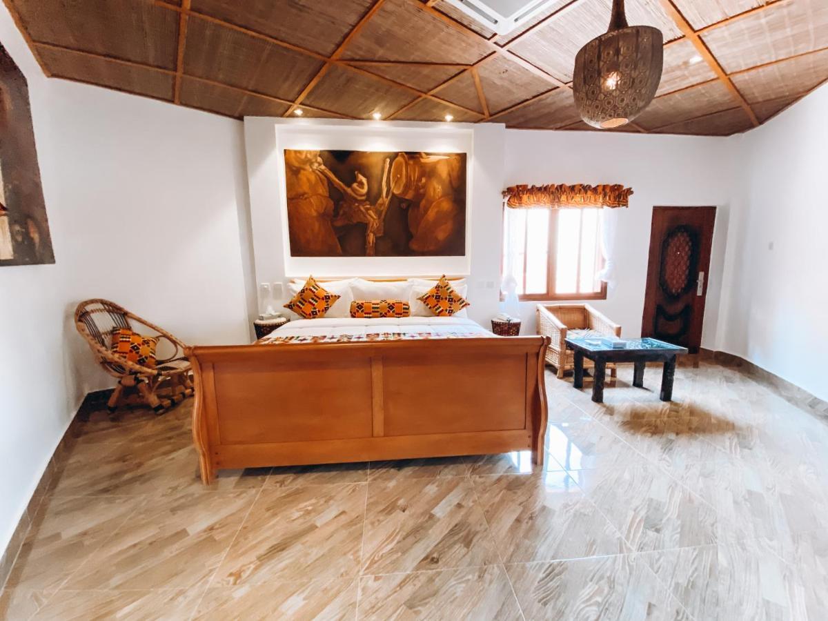 Ike'S Cultural Village Kumasi Kültér fotó