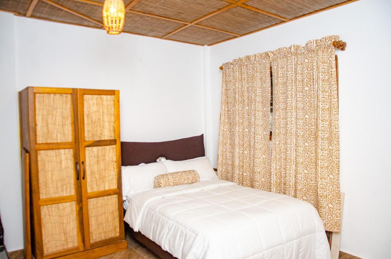 Ike'S Cultural Village Kumasi Kültér fotó